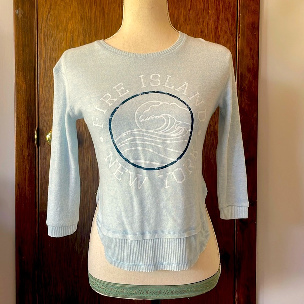 Fire Island New York light blue knit 3/4 sleeve light sweater New without tags